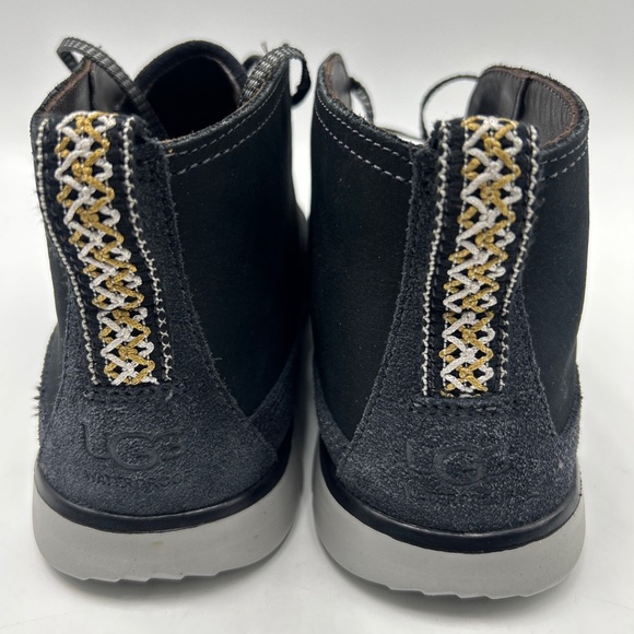 UGG AUSTRALIA FREAMON CHUKKA BOOT MENS SIZE 12 WATERPROOF BLUE BOOT - Picture 4 of 10